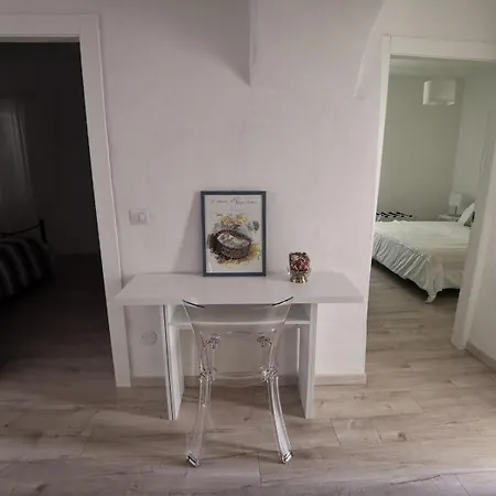 Casa Del Barbiere شقة